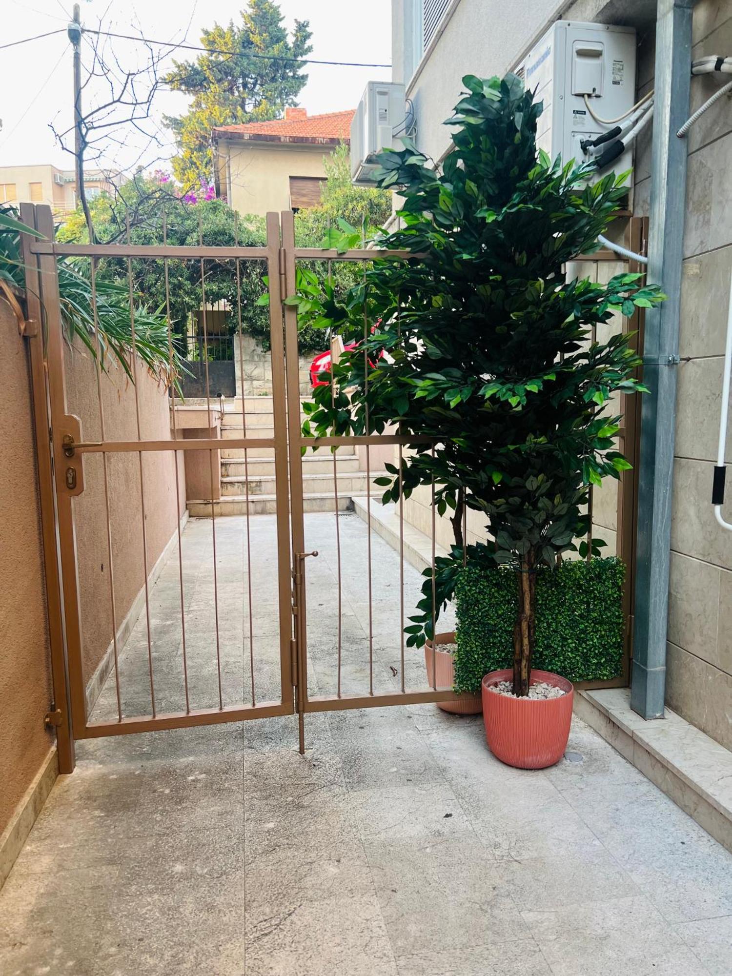 Central Moon Apartment No.2 Split Kültér fotó